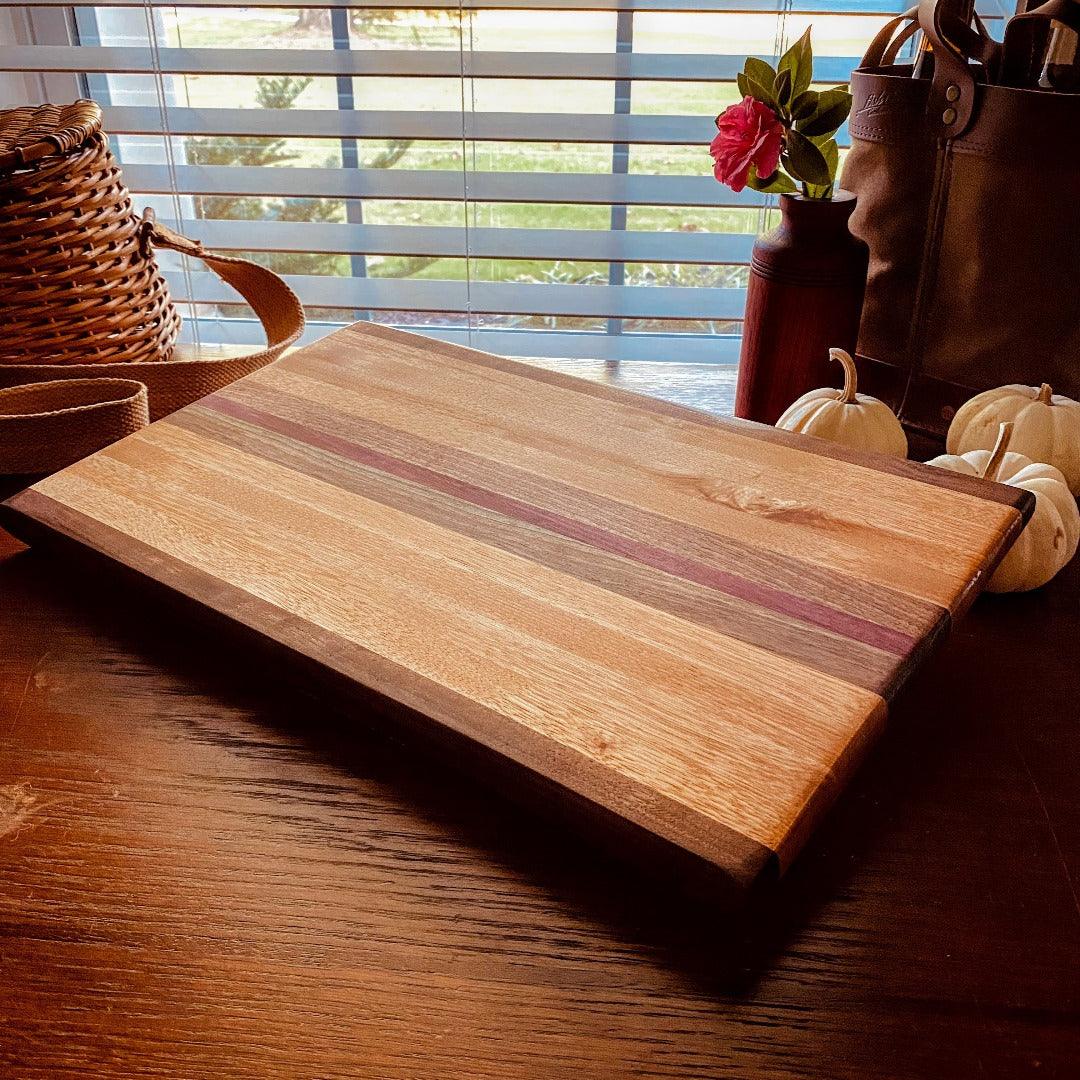 Edge Grain Serving Board - Fish On! Custom Rods